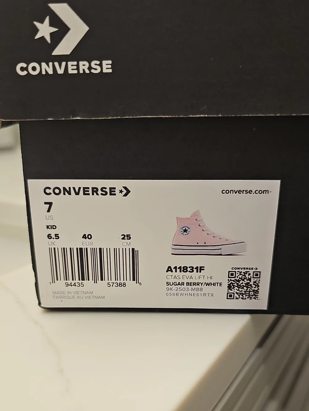 Converse Chuck Taylor All Star EVA Lift High Top GS 'Sugar Berry/White'. NIB.